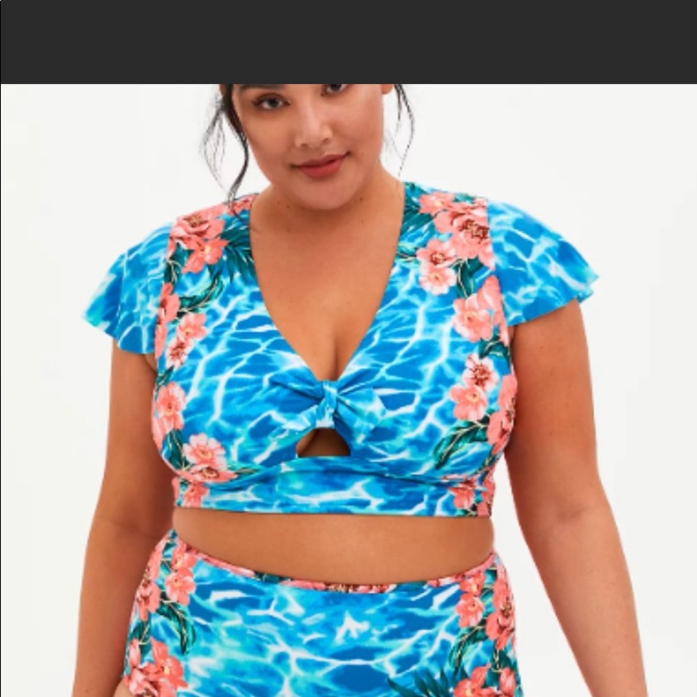 Torrid NWT 2 pcs. blue water floral bathing suit. - Picture 8 of 10